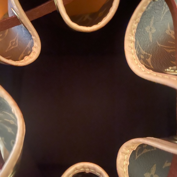 Louis Vuitton Petit Noé - Picture 6 of 9